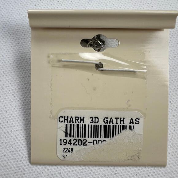 Longaberger Basket Gathering Basket Charm Antiqued Silver Tone NEW - Picture 7 of 7